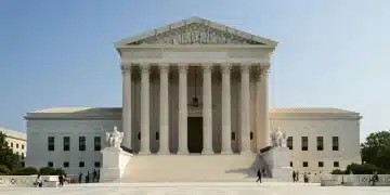 Supreme Court Rulings 2025: Impact on National Law & Citizen Rights United States Supreme Court building in Washington D.C.